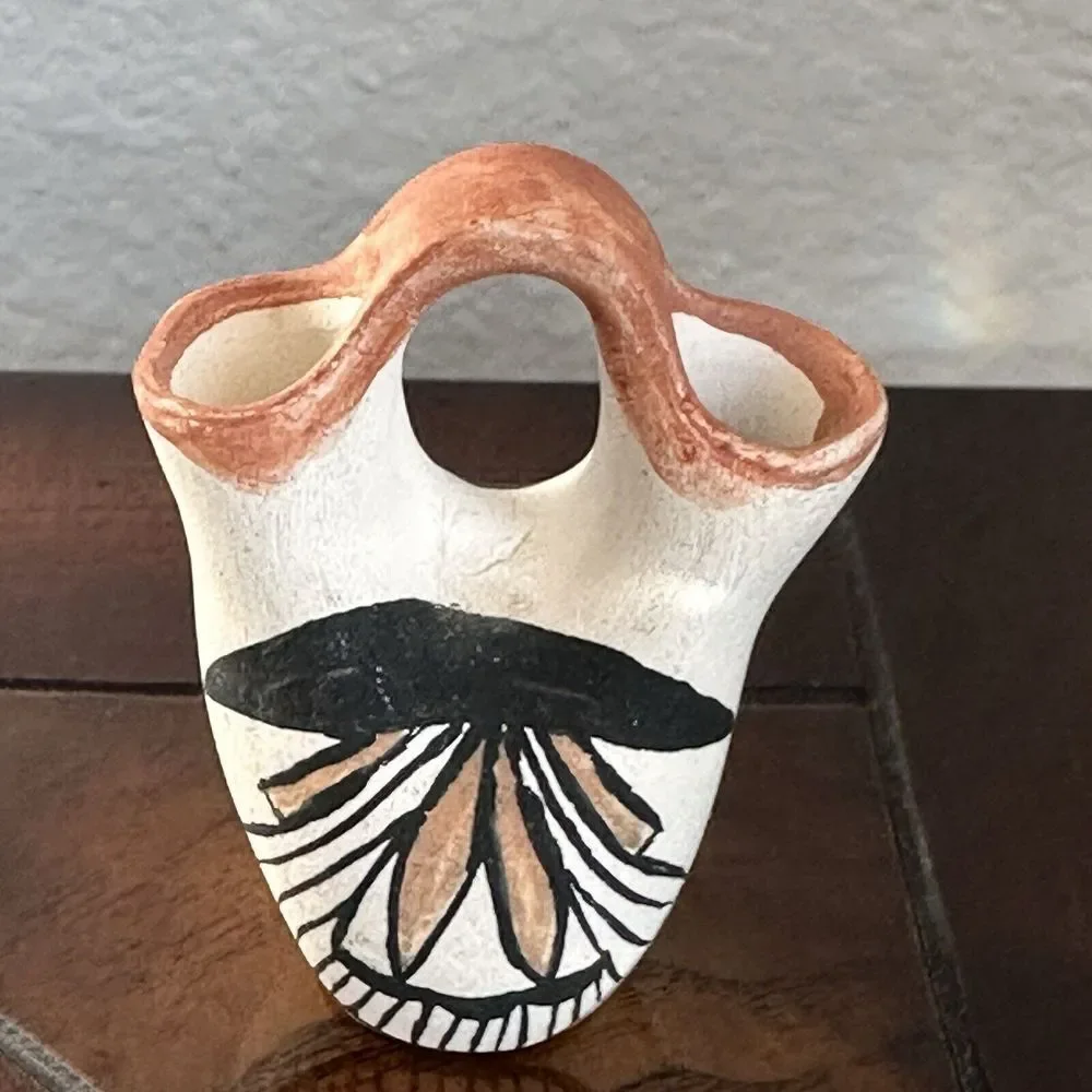 VTG Isleta Pueblo New Mexico Pottery Mini‎ Wedding Vase 2 Inch Native American